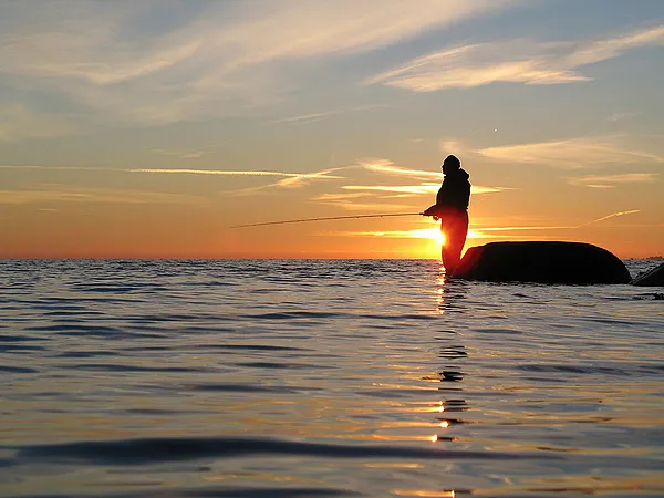 User submitted picture: Winter fishing in the las...
